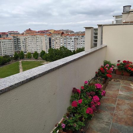Duplex Amplio,Parking Wifi, 2 Terrazas, Bien Conectado Con Playas, Zona Segura Apartamento Vigo Exterior foto