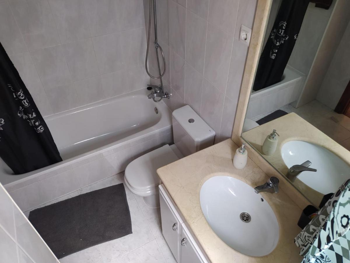 Duplex Amplio,Parking Wifi, 2 Terrazas, Bien Conectado Con Playas, Zona Segura Apartamento Vigo Exterior foto